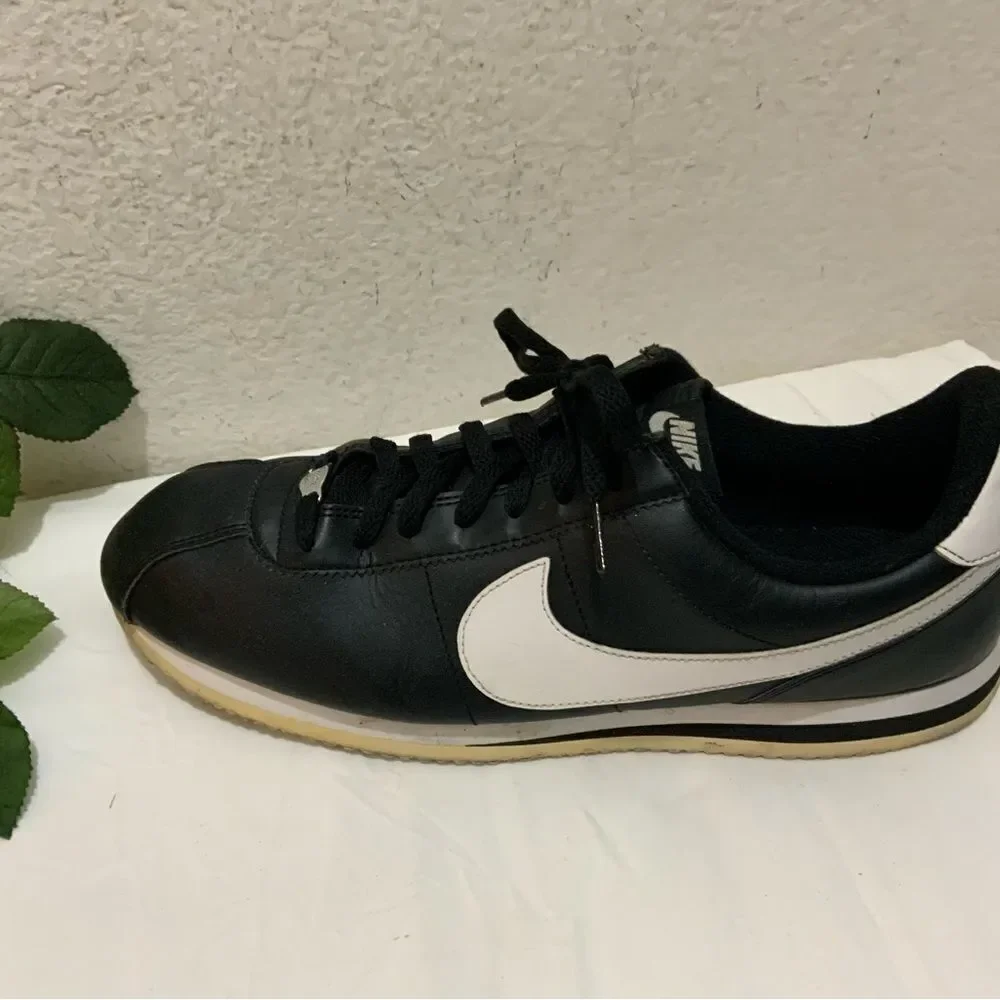 Nike Cortez '72 Basic Leather Black White Lace Up Sneakers Running Shoes 13